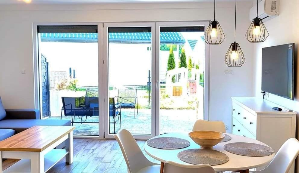Ferienwohnung Lesny Zakatek Jarosławiec Exterior foto